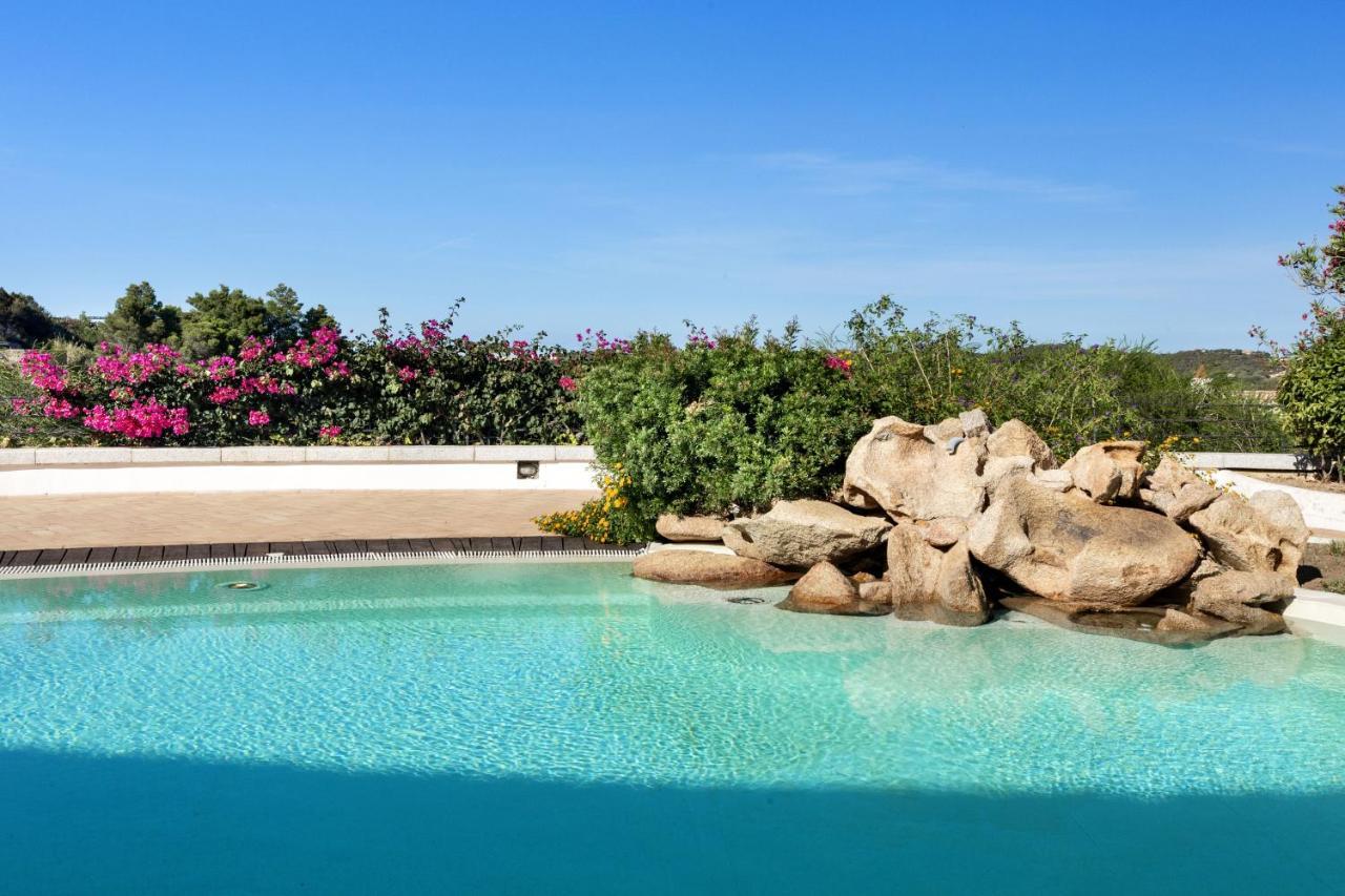 Il Giardino Degli Oleandri Aparthotel Liscia di Vacca Exterior foto